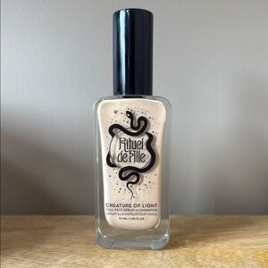 Creature of Light Serum Illuminator - Cream Glowing Creature New No Box